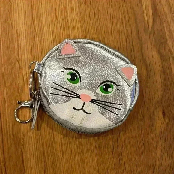 2 Fun Cat Coin purses - Silver w/ zip closure and Gray w/ snap closure - Picture 2 of 5